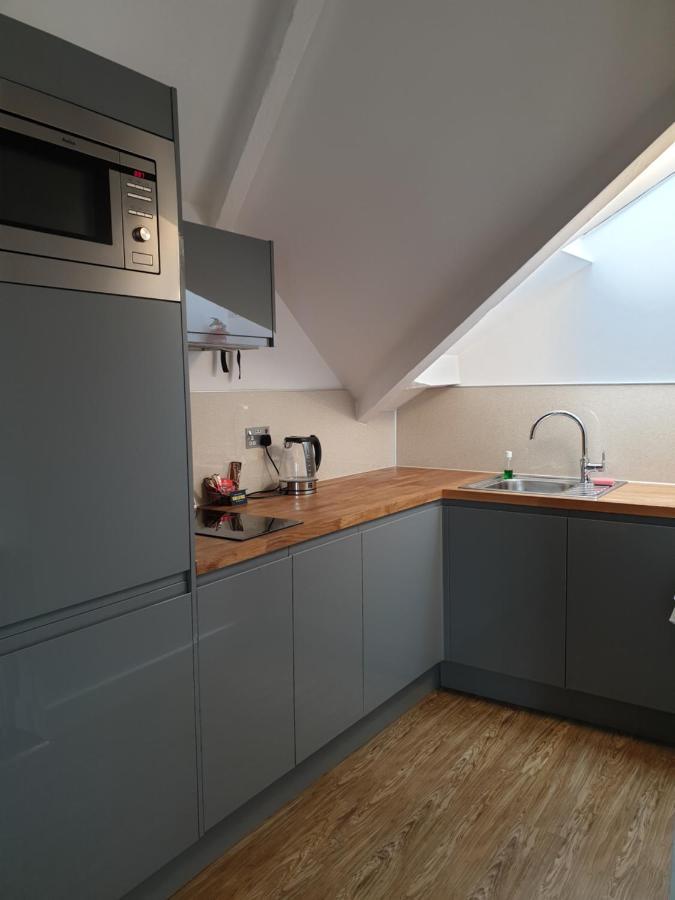 Mcmillan House Studio Apartments York Bagian luar foto