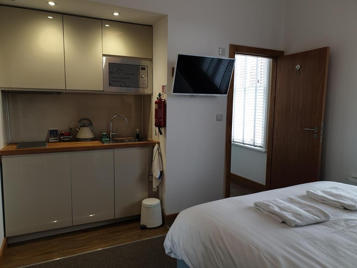 Mcmillan House Studio Apartments York Bagian luar foto