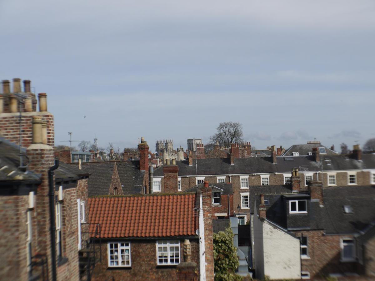 Mcmillan House Studio Apartments York Bagian luar foto
